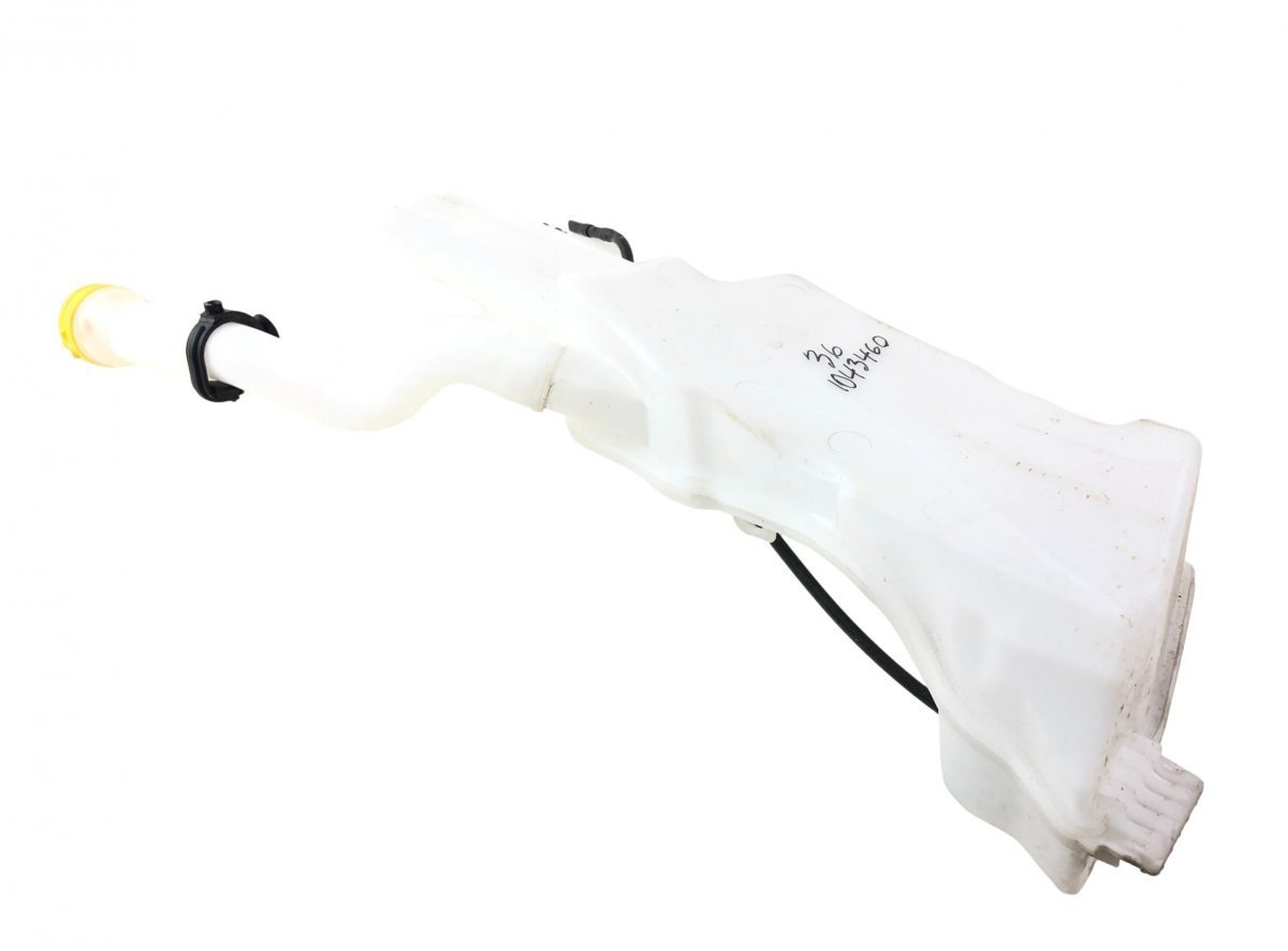 Bocal de lave glace Renault Kangoo.jpeg