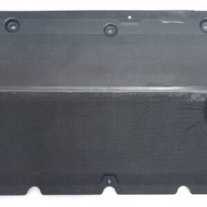 Cache sous moteur2C partie arriere Audi A4.jpeg