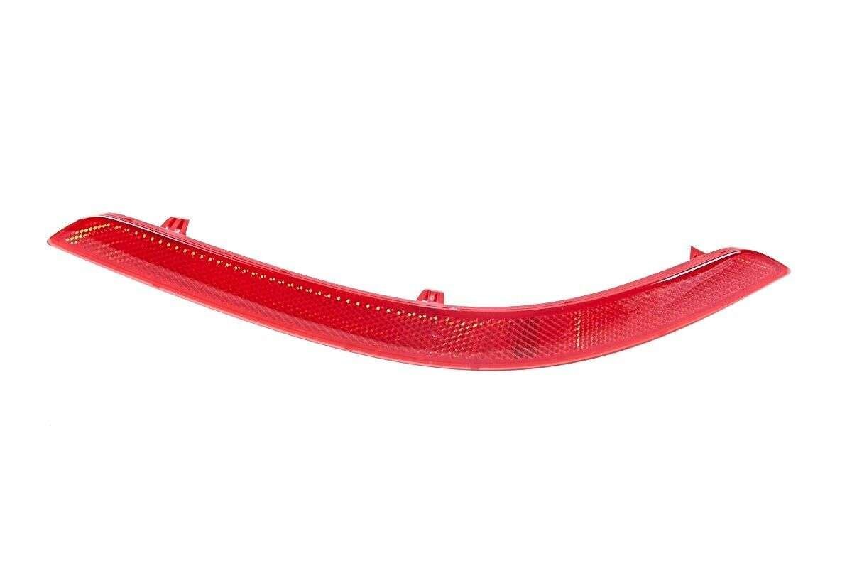 Catadioptre arriere gauche2C dans pare chocs Volswagen Caddy.jpg