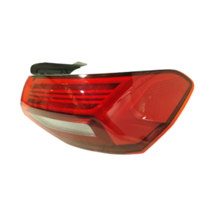 Feu arriere droit2C sur aile Audi A3.png